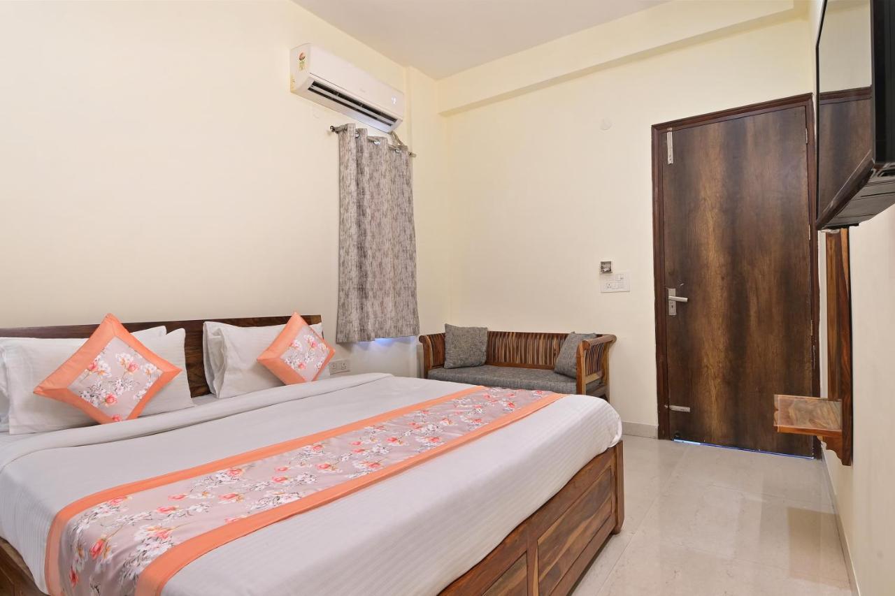 Hotel The York Noida Extérieur photo