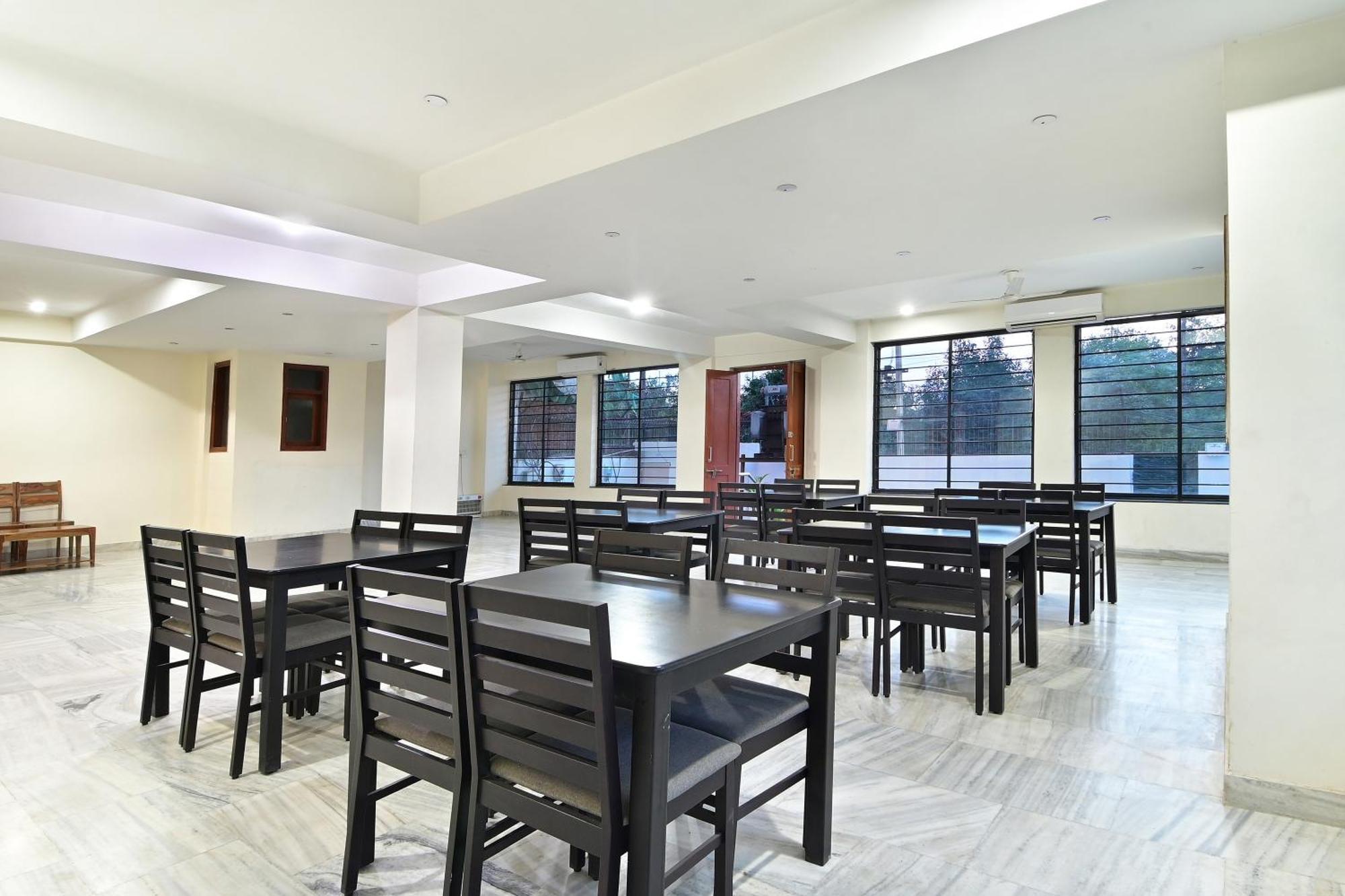 Hotel The York Noida Extérieur photo